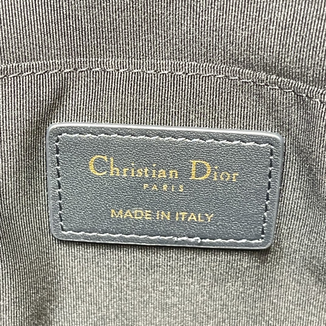 ArtsLuxury | Luxury Boutique