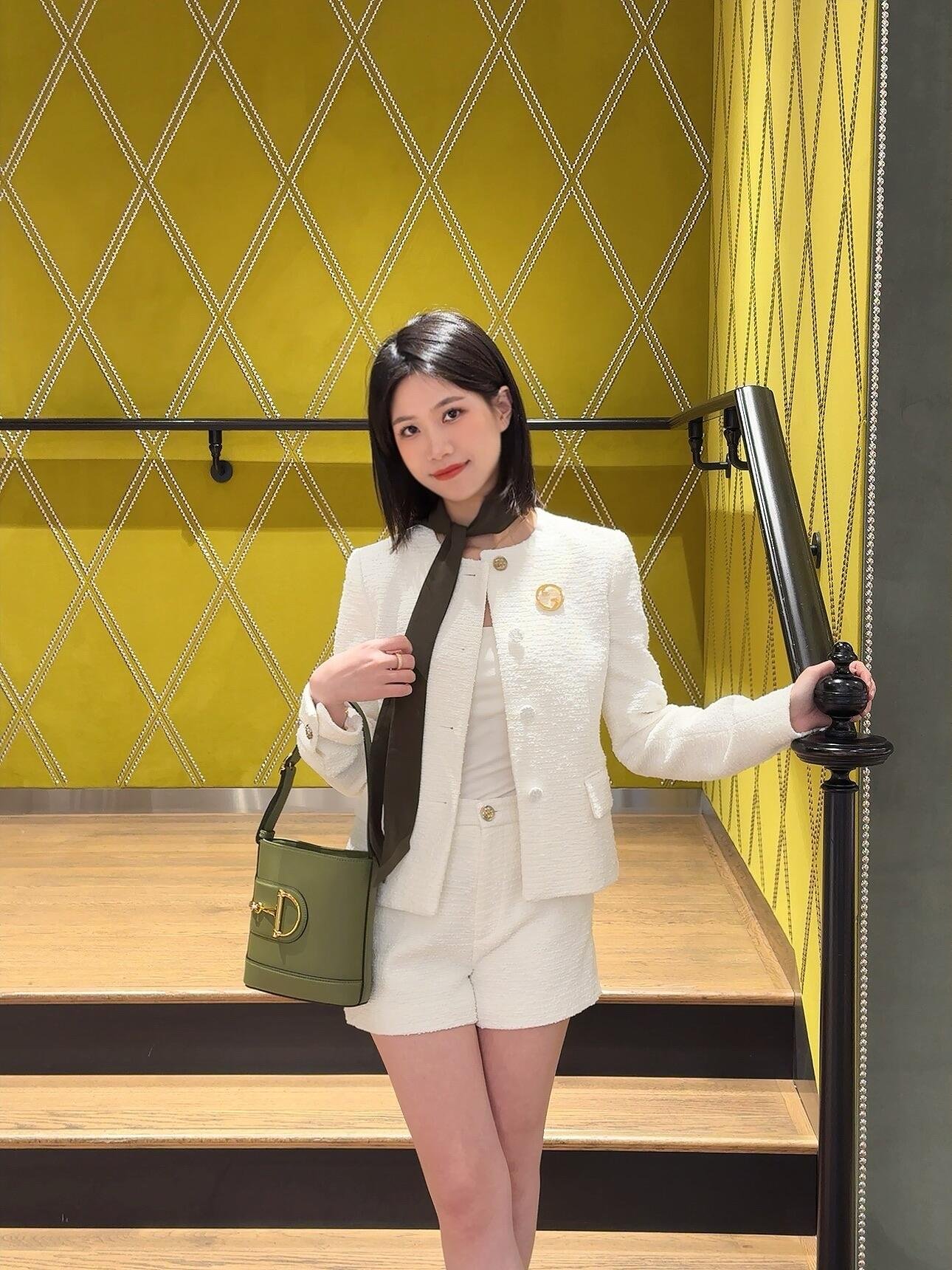 ArtsLuxury | Luxury Boutique