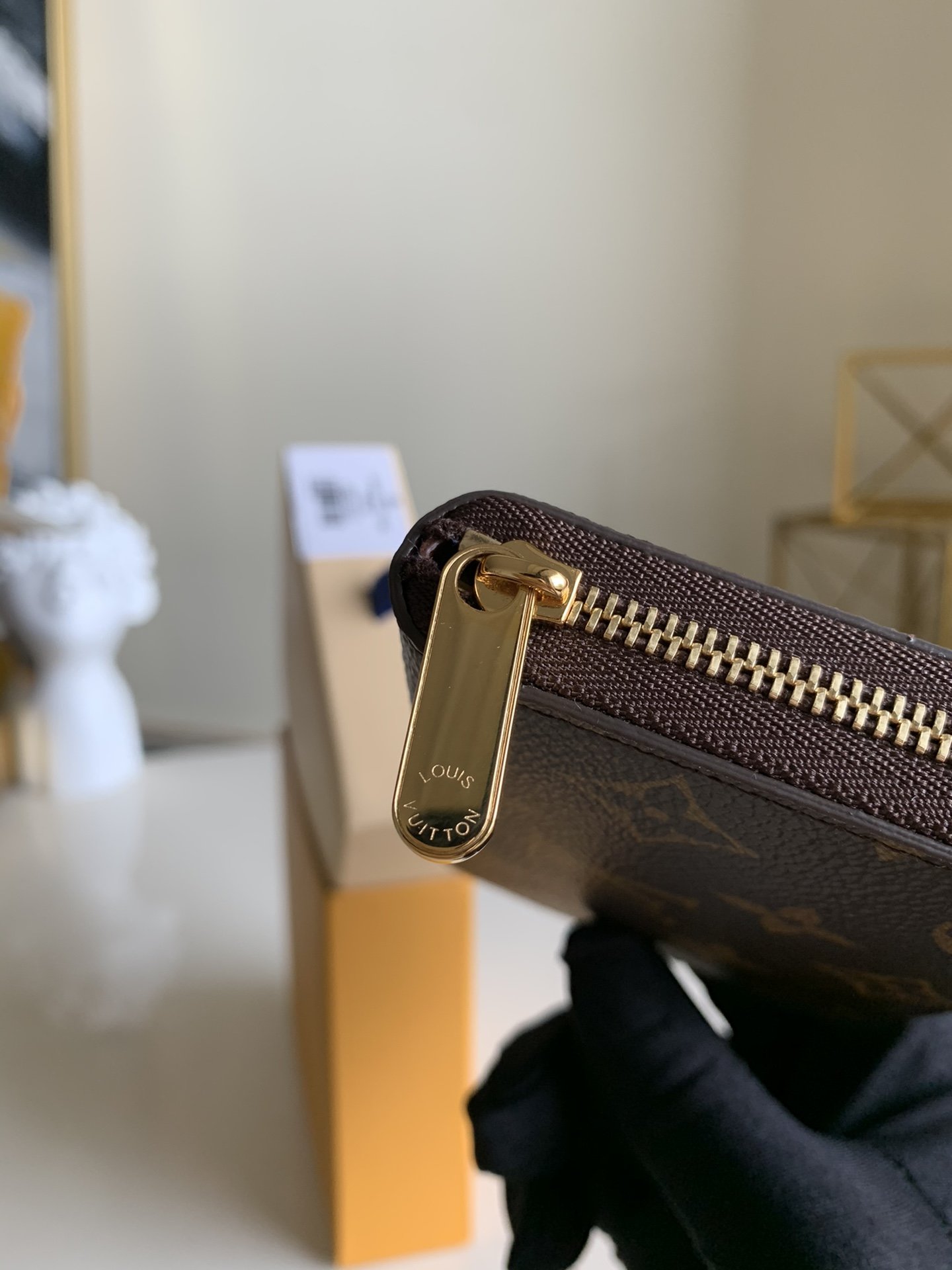 ArtsLuxury | Luxury Boutique