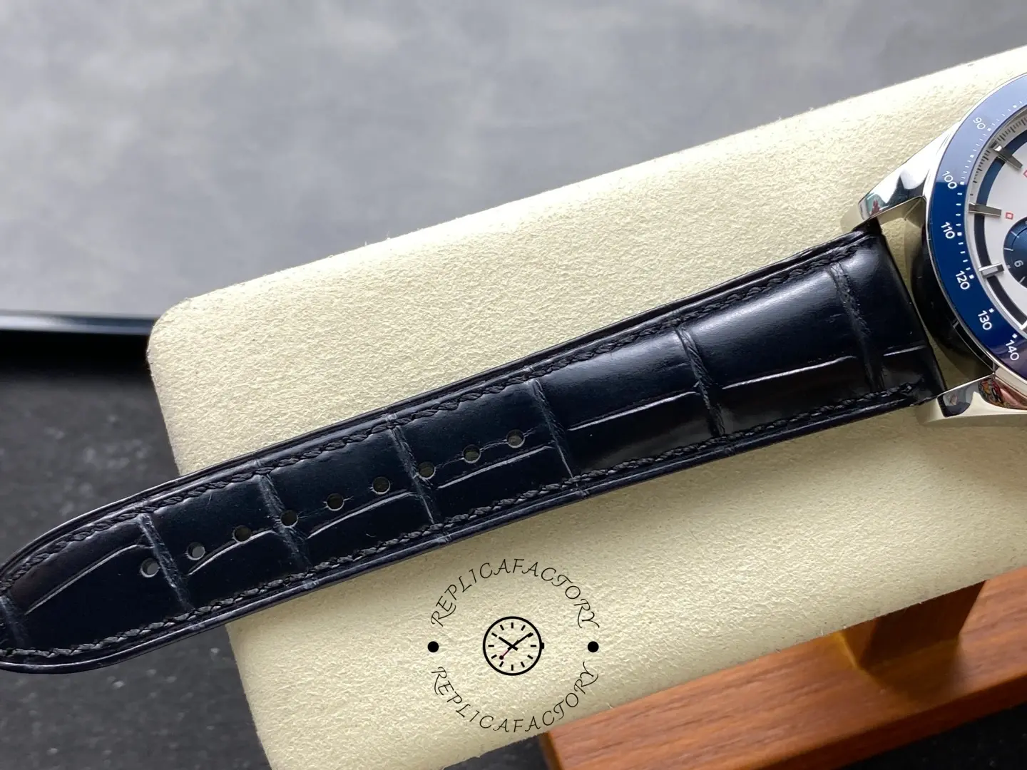 ArtsLuxury | Luxury Boutique