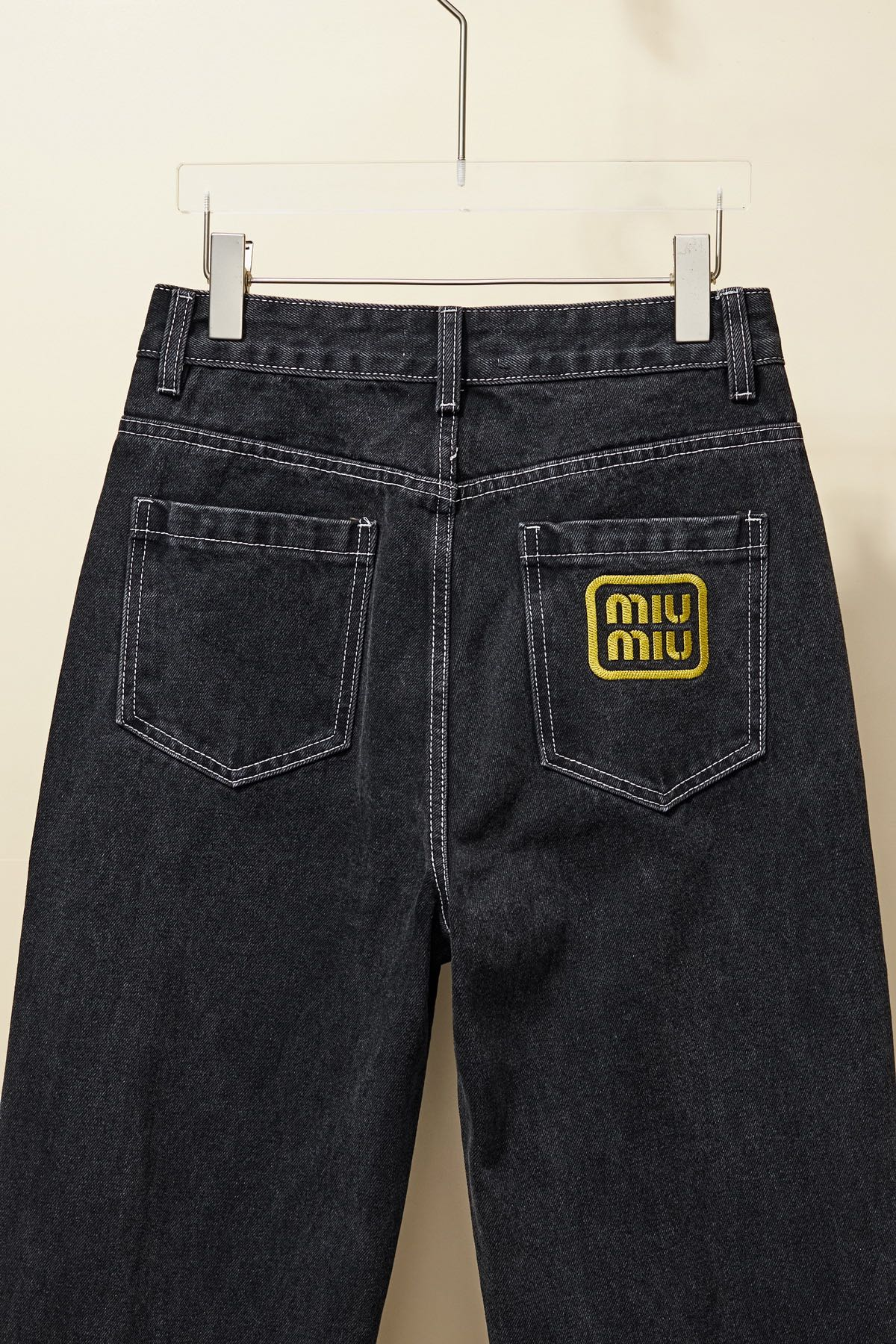 ArtsLuxury | Luxury Boutique