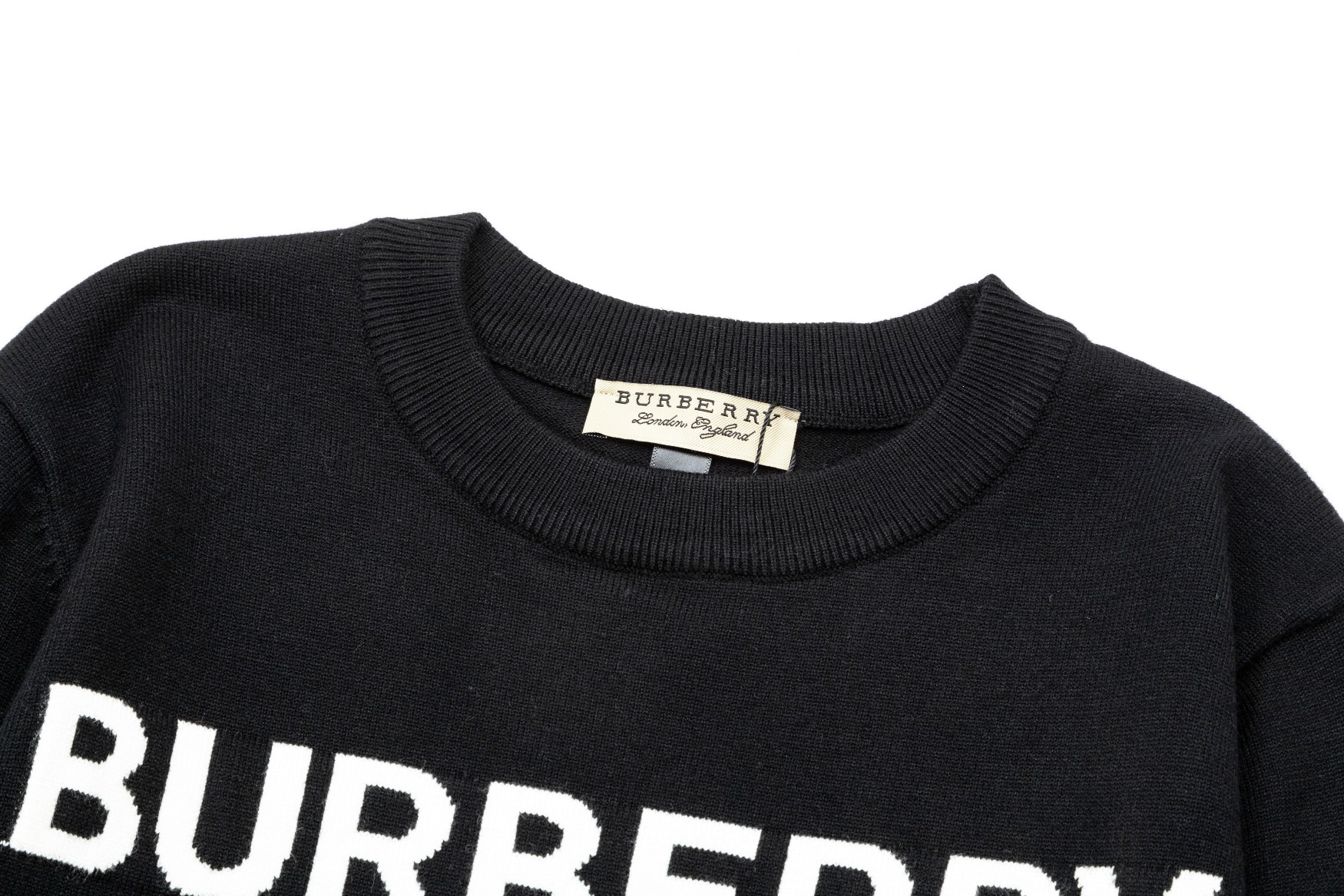 ArtsLuxury | Luxury Boutique