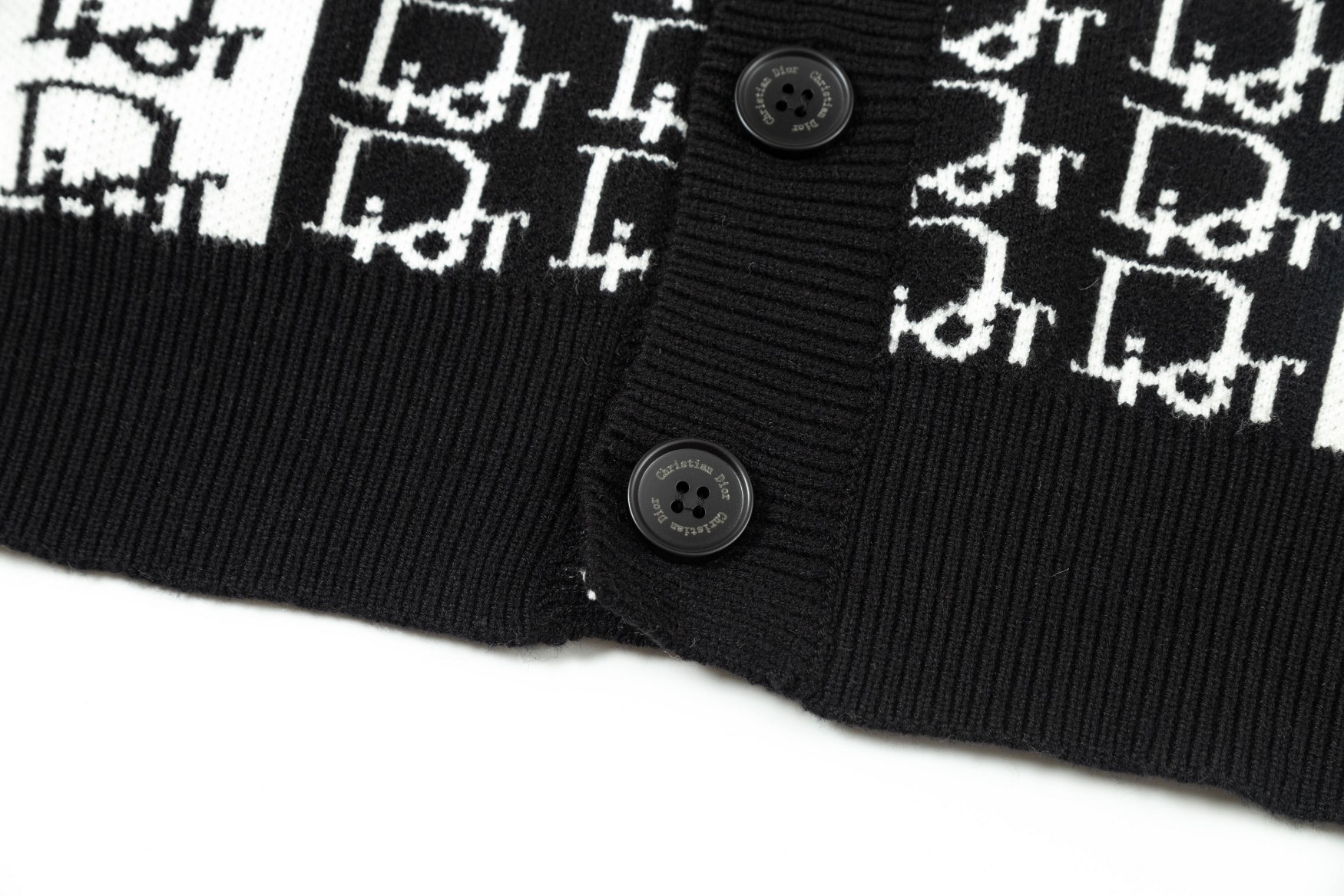 ArtsLuxury | Luxury Boutique