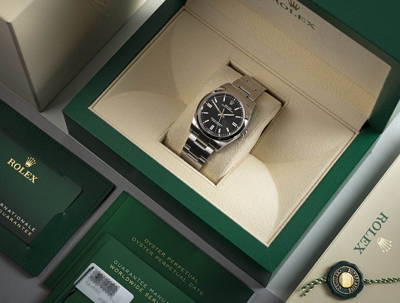 ref 126000 | 126000 - Box & Certificate &nbsp;| Rolex Oyster Perpetual