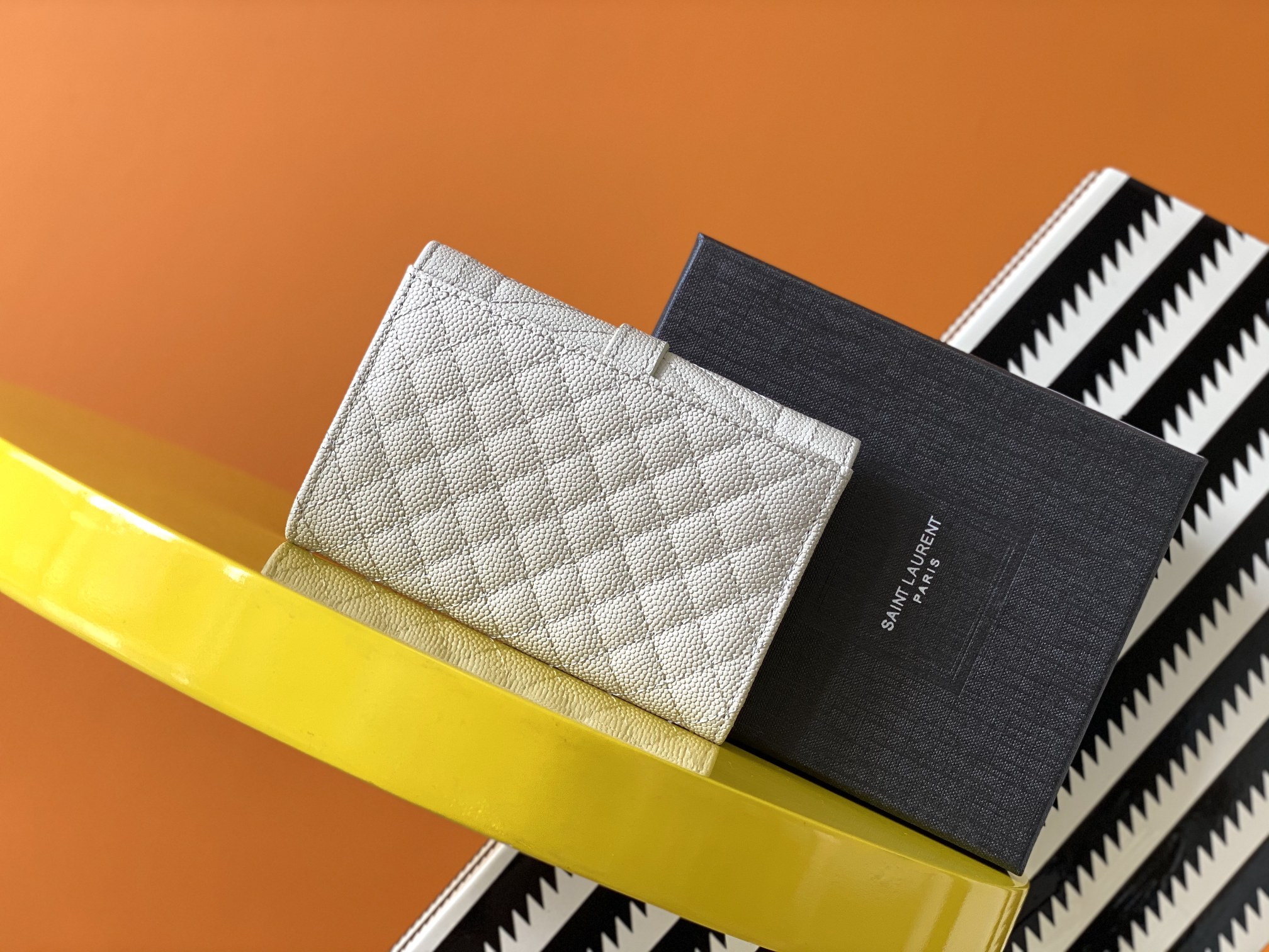 ArtsLuxury | Luxury Boutique