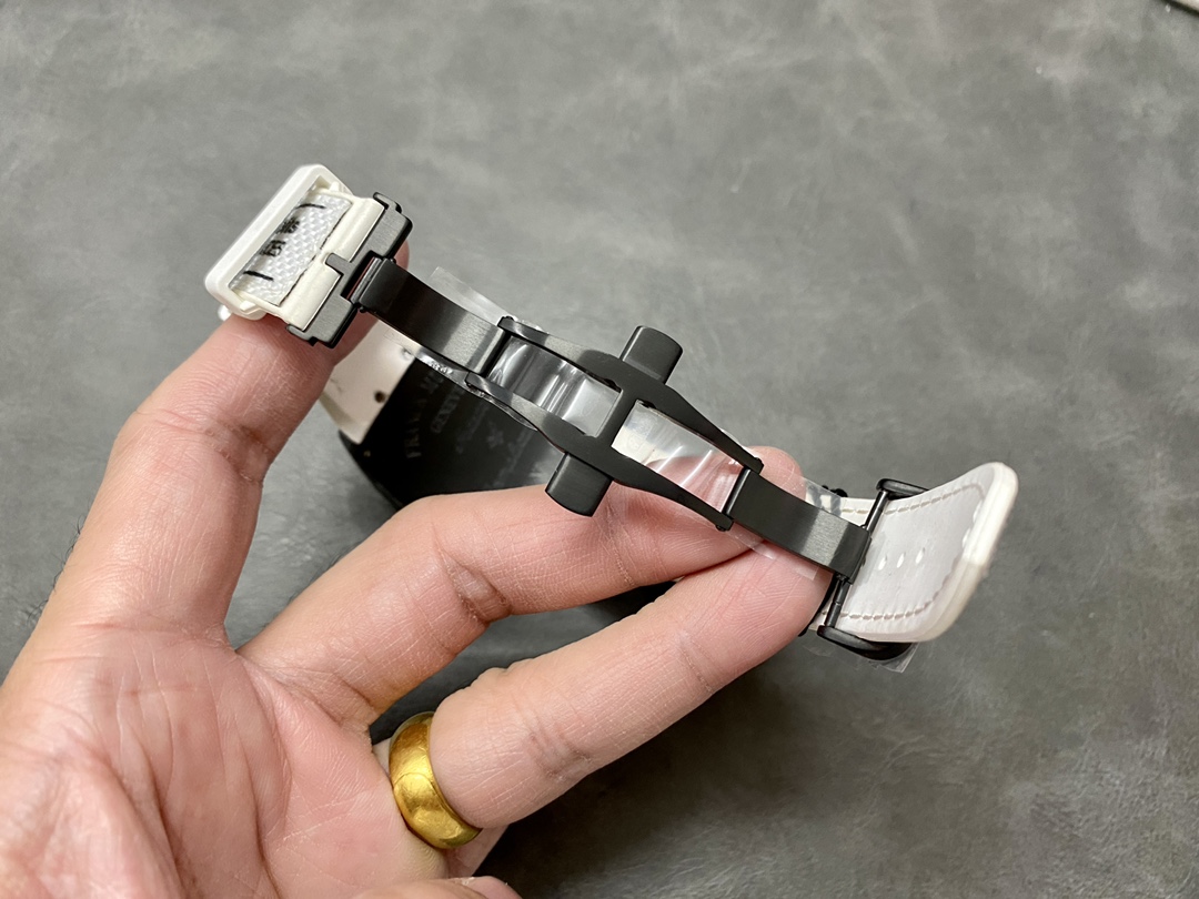 ArtsLuxury | Luxury Boutique