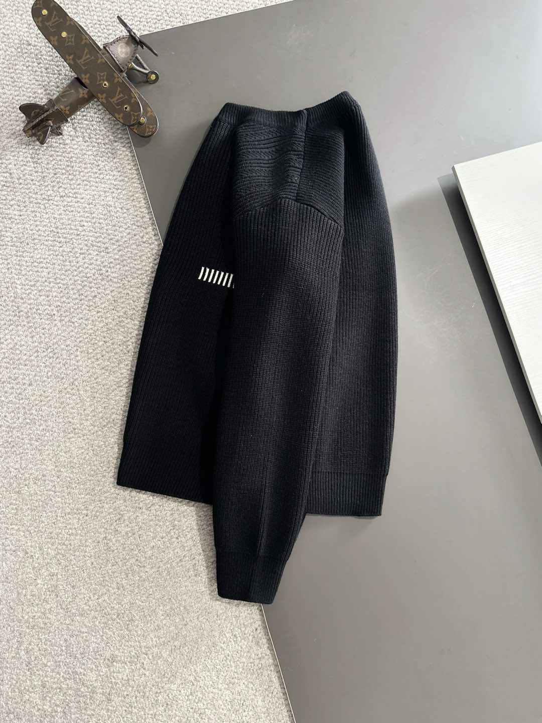 ArtsLuxury | Luxury Boutique