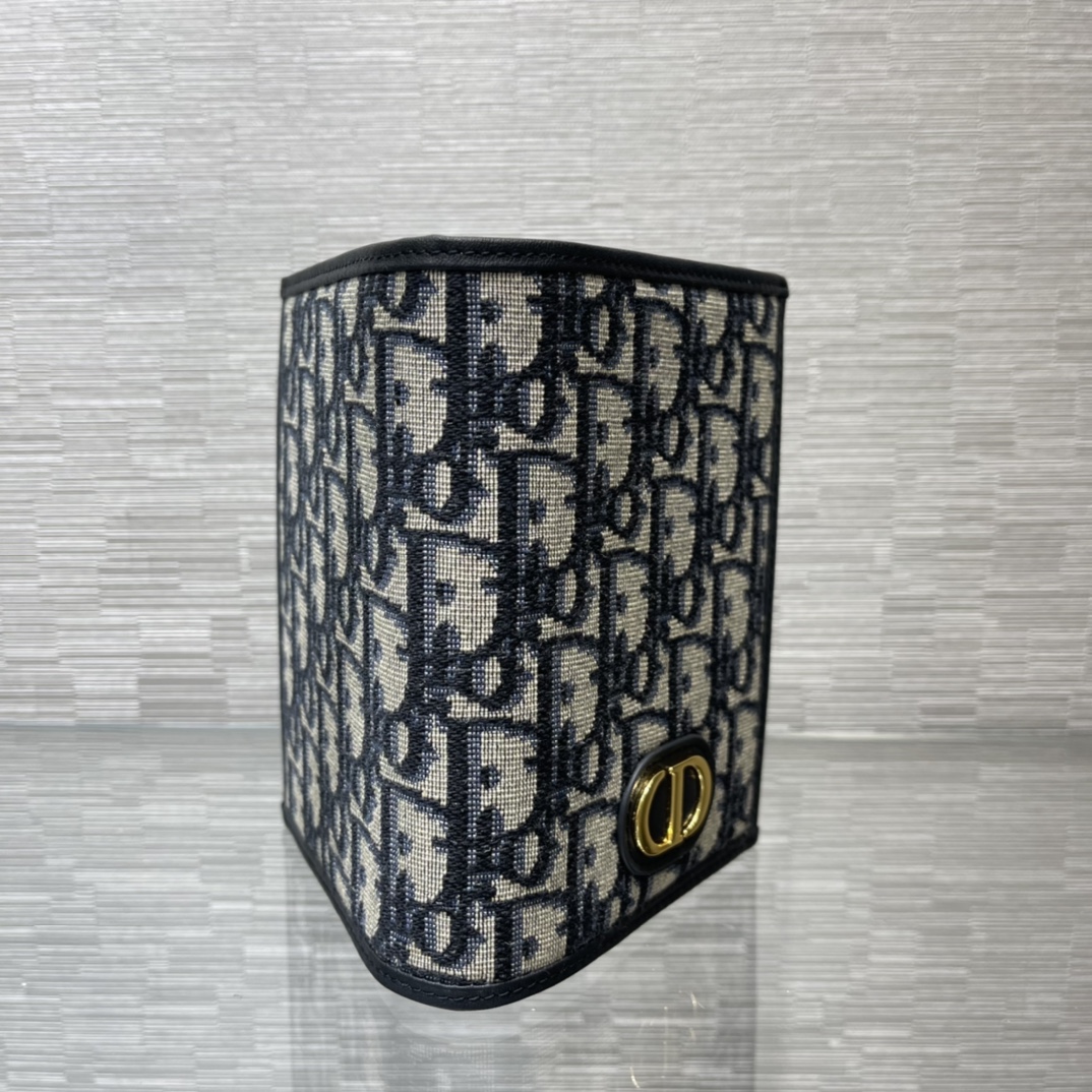 ArtsLuxury | Luxury Boutique