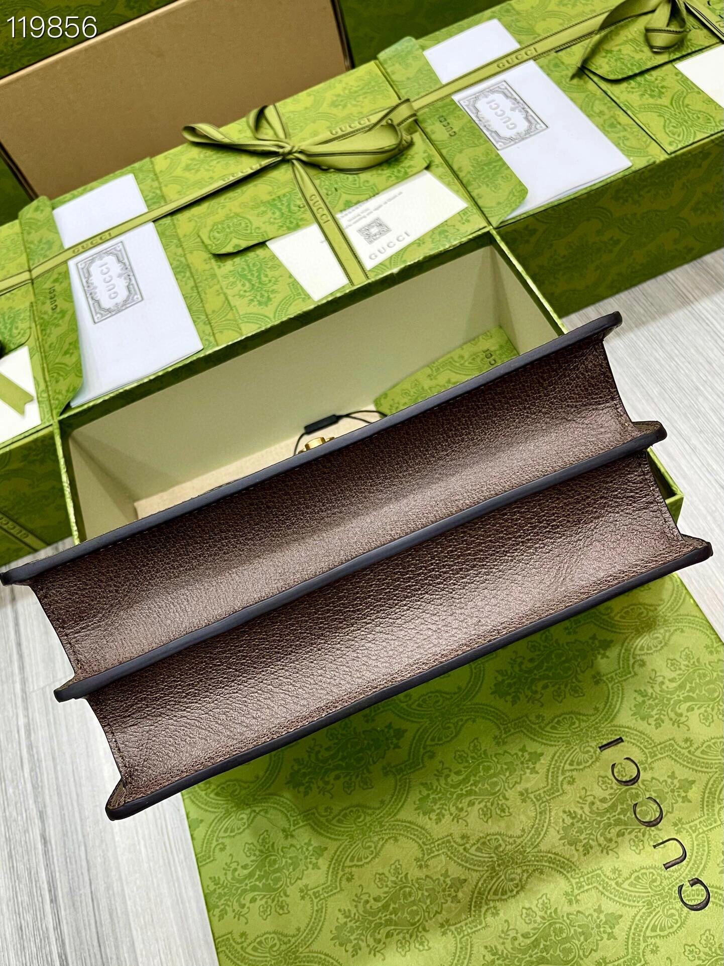 ArtsLuxury | Luxury Boutique