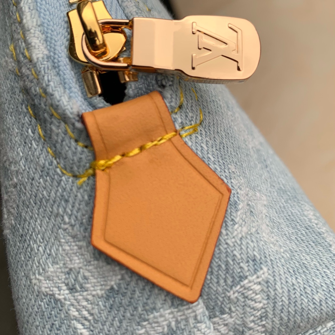 ArtsLuxury | Luxury Boutique