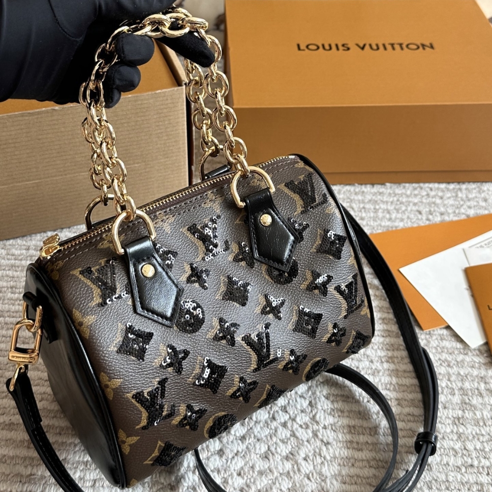 Louis Vuitton Speedy Bandouliere 20 Monogram Canvas Brown 20cm M26314 - Image 2
