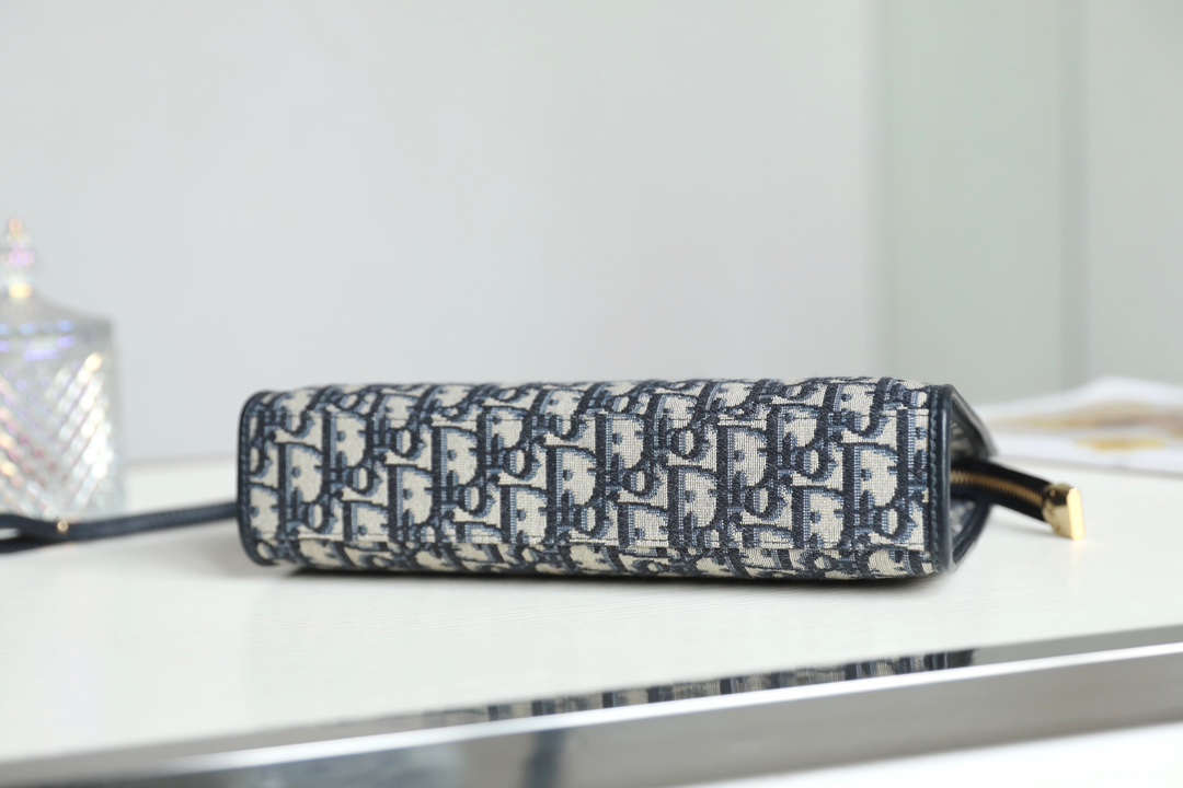 ArtsLuxury | Luxury Boutique