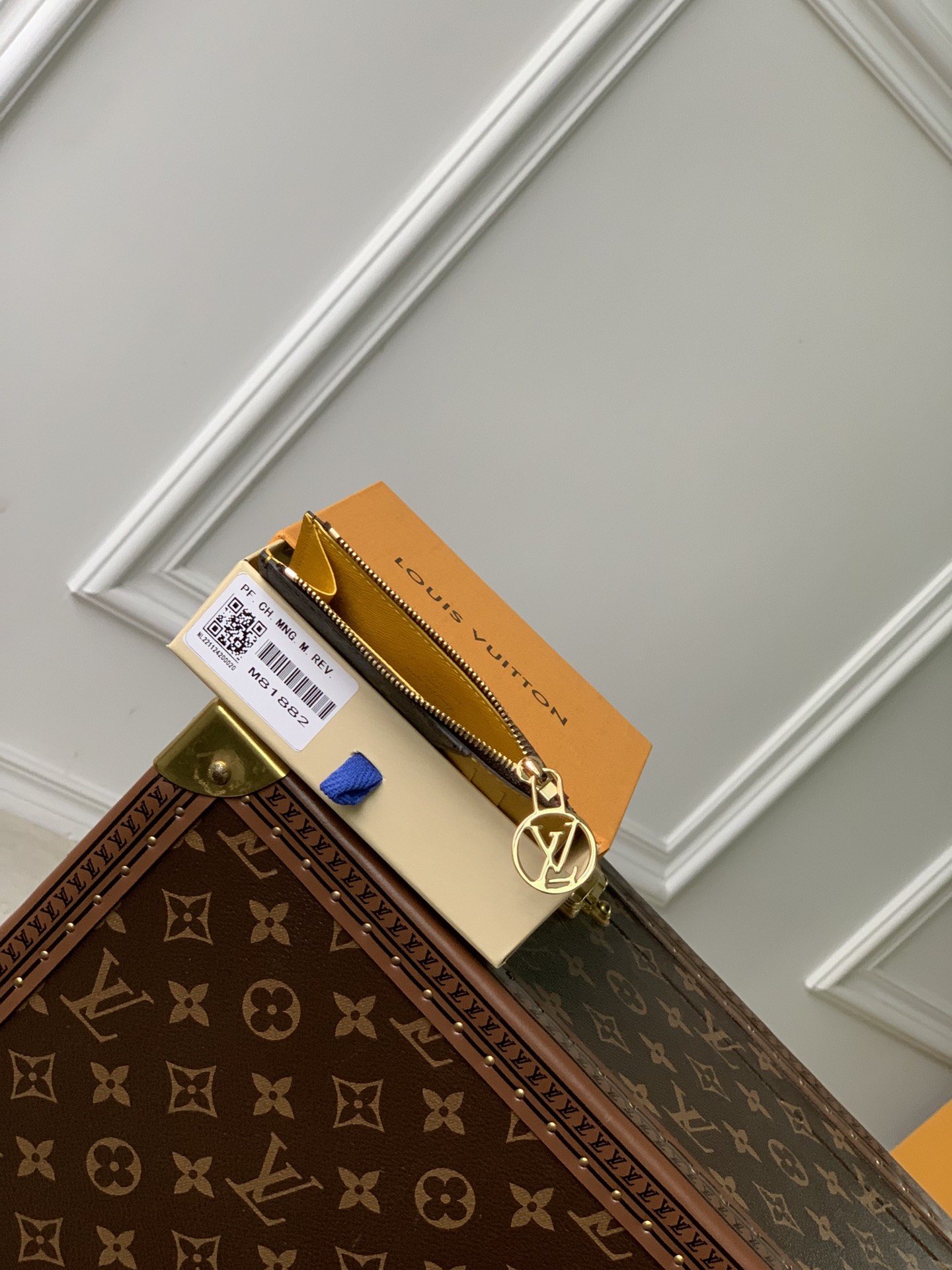 ArtsLuxury | Luxury Boutique