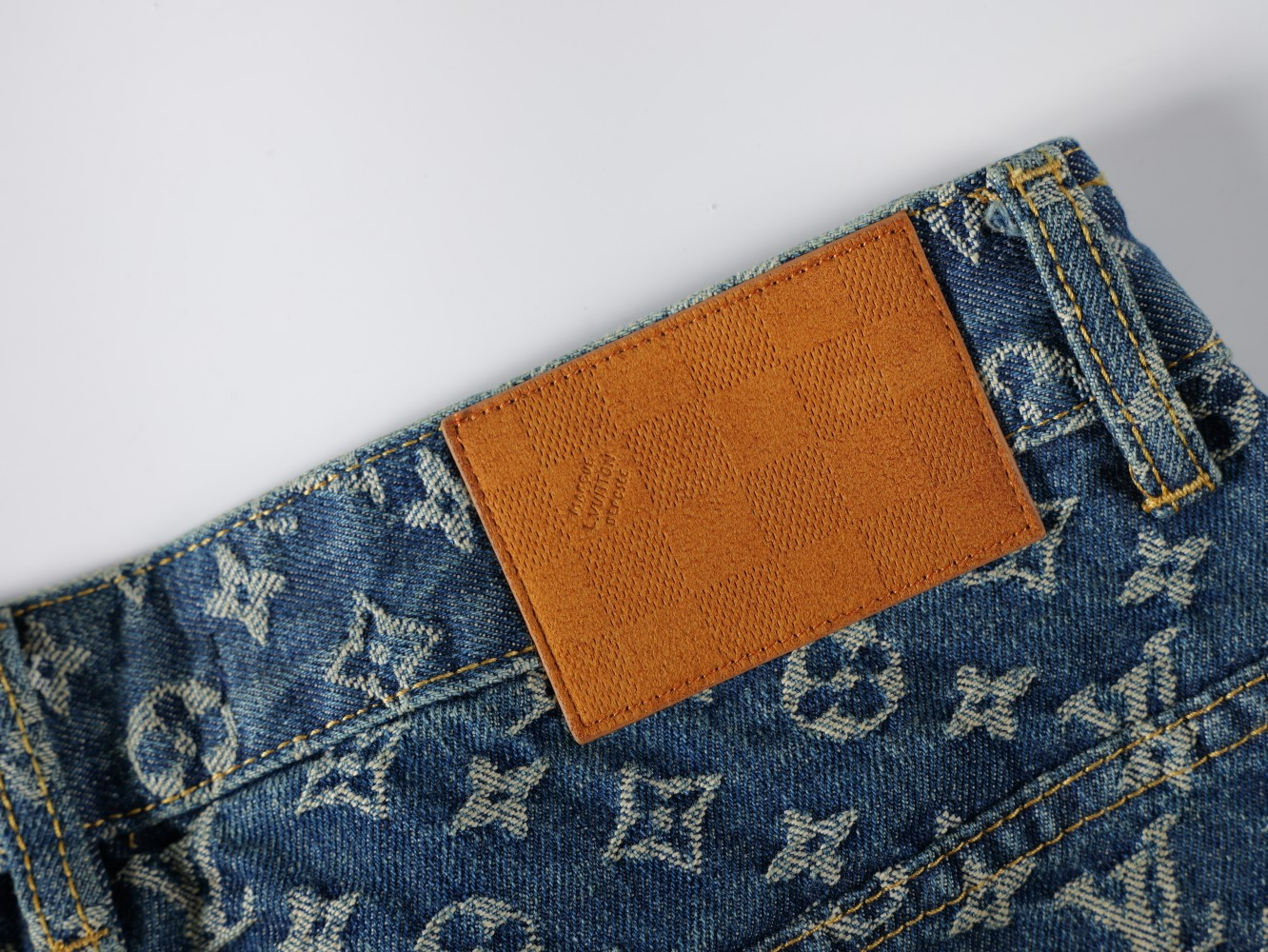 ArtsLuxury | Luxury Boutique