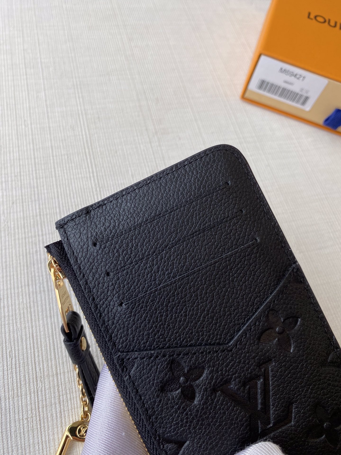 ArtsLuxury | Luxury Boutique