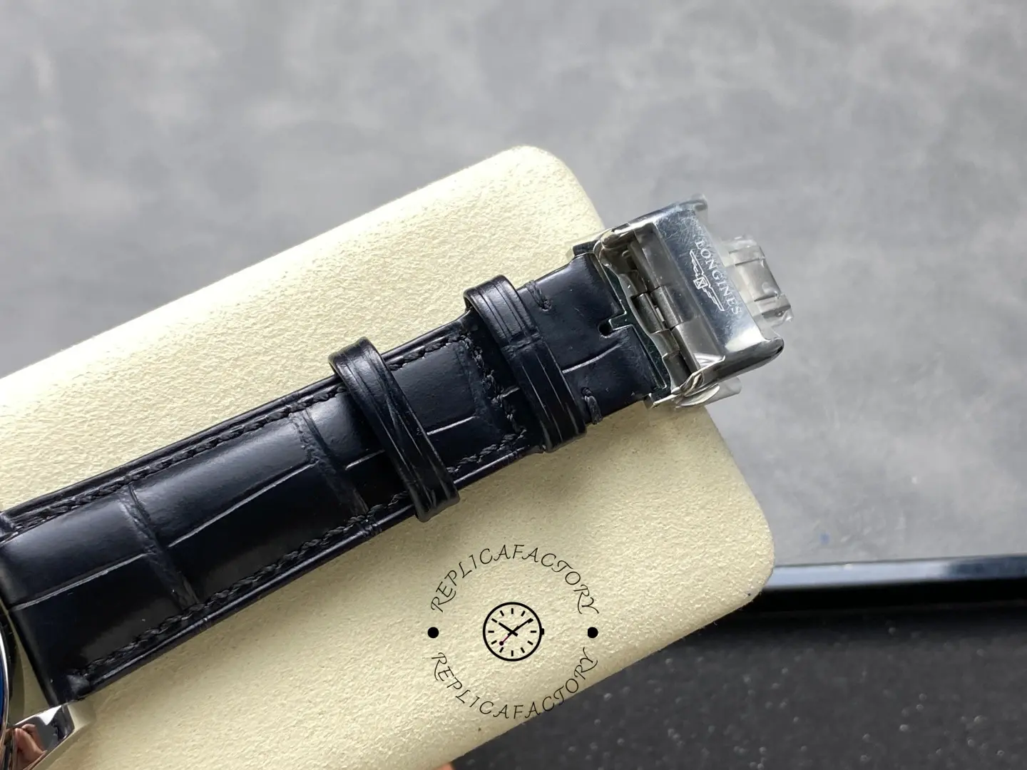 ArtsLuxury | Luxury Boutique