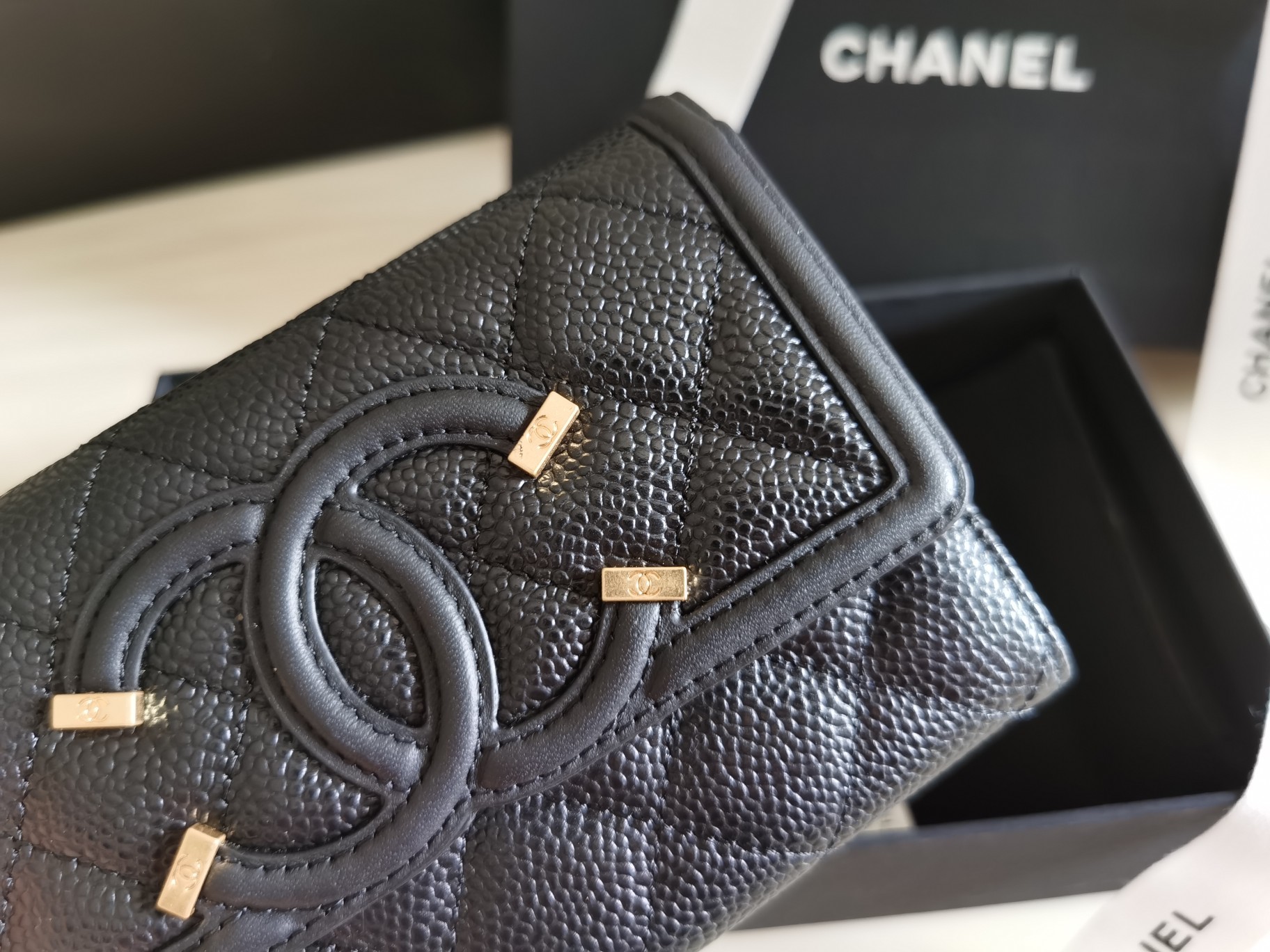 ArtsLuxury | Luxury Boutique