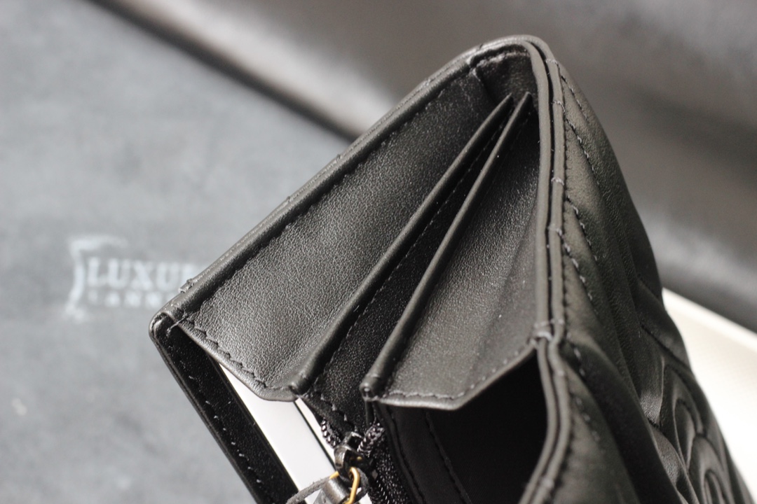 ArtsLuxury | Luxury Boutique