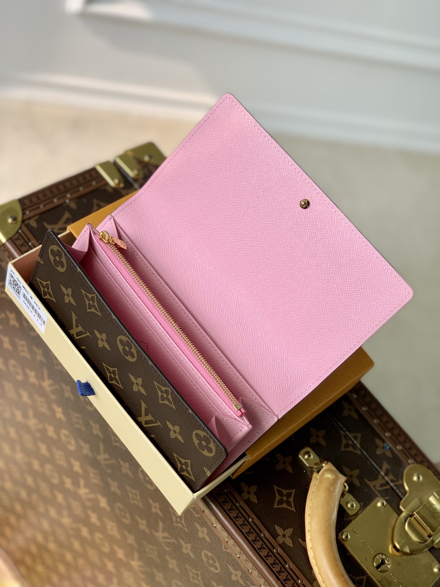 ArtsLuxury | Luxury Boutique