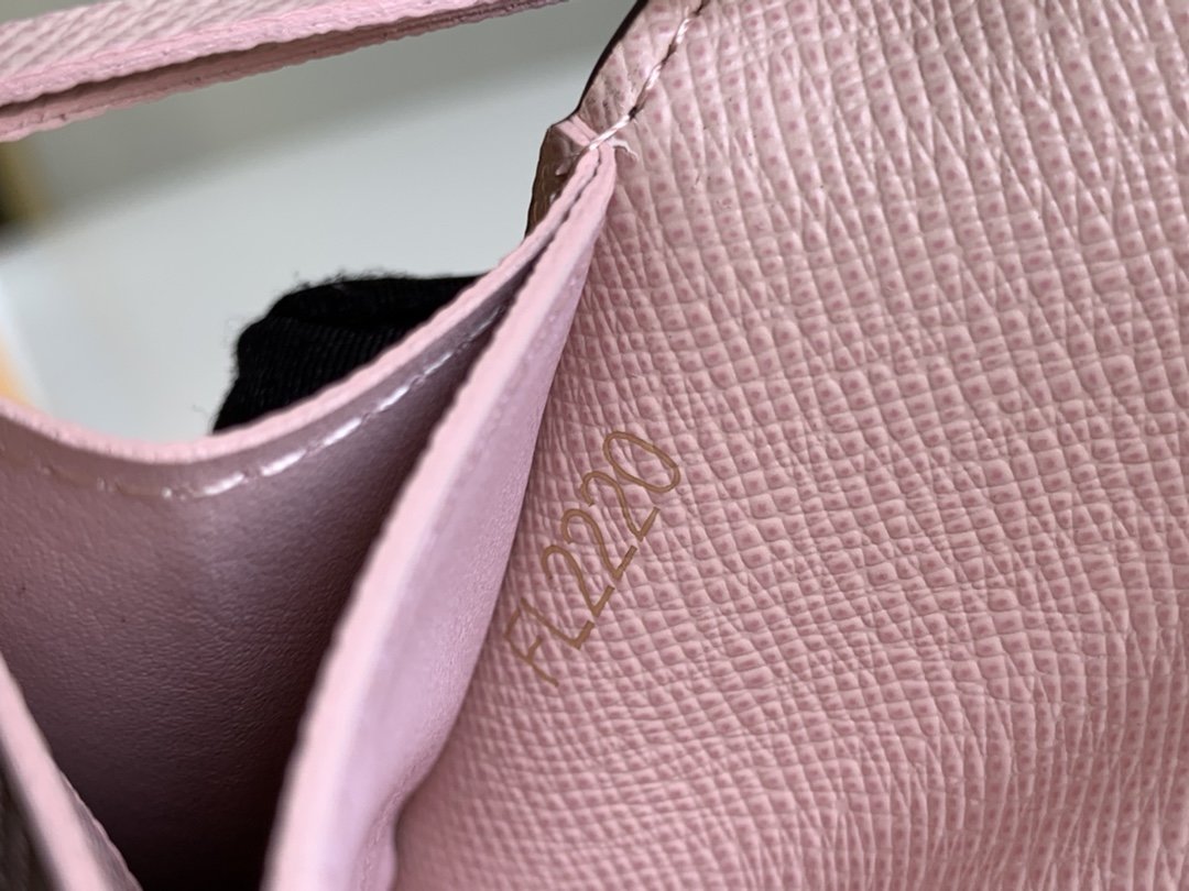 ArtsLuxury | Luxury Boutique