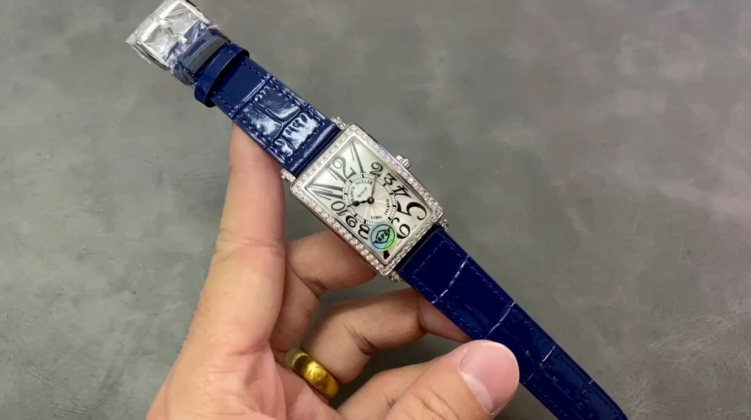 ArtsLuxury | Luxury Boutique