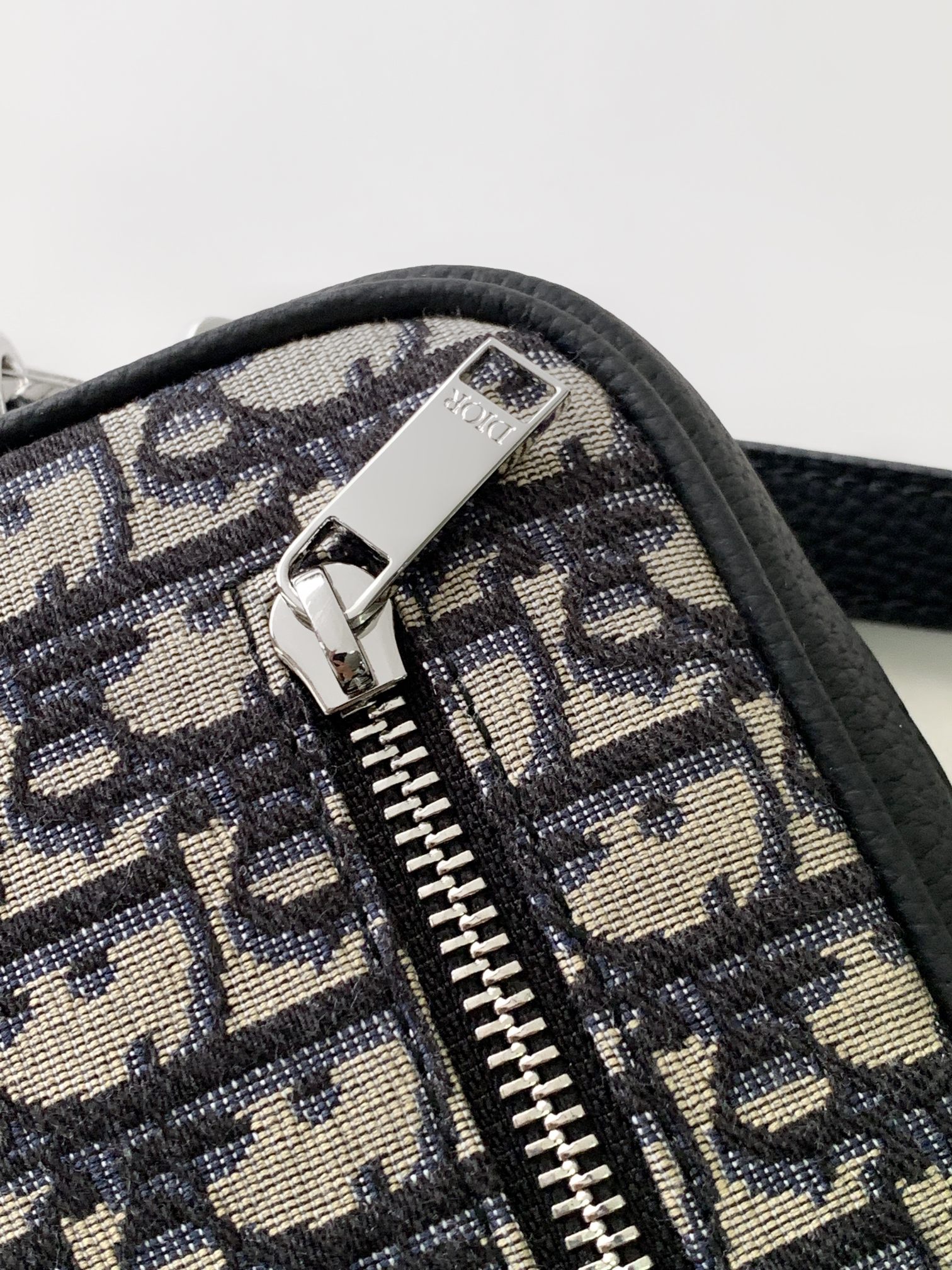 ArtsLuxury | Luxury Boutique