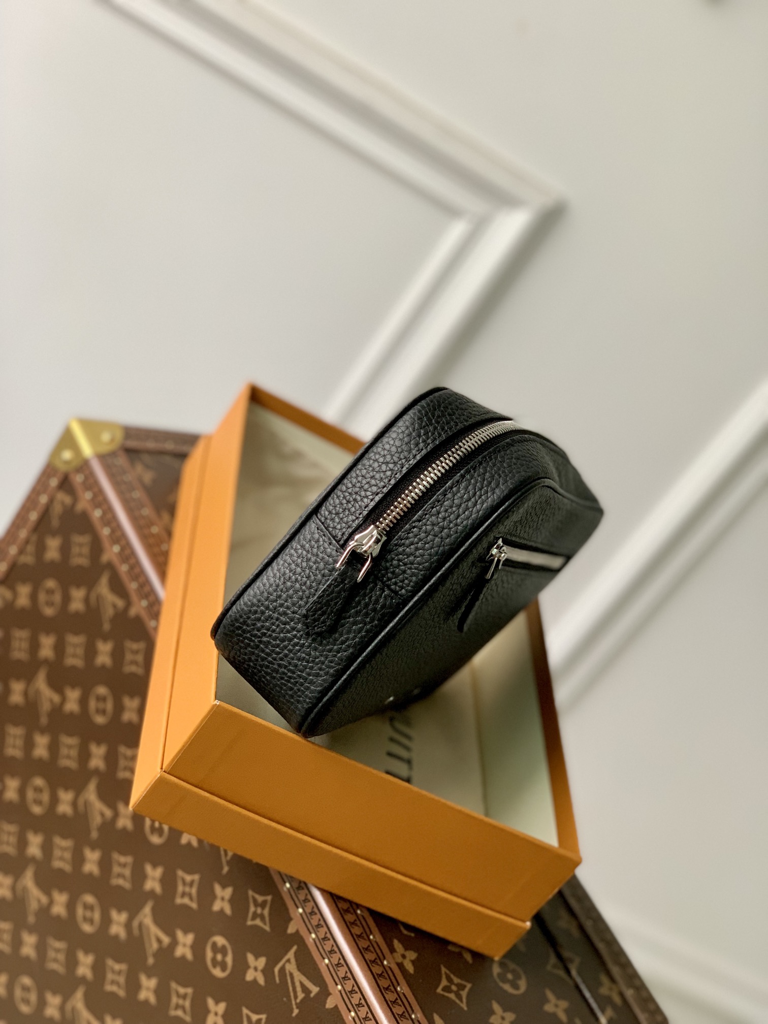 ArtsLuxury | Luxury Boutique