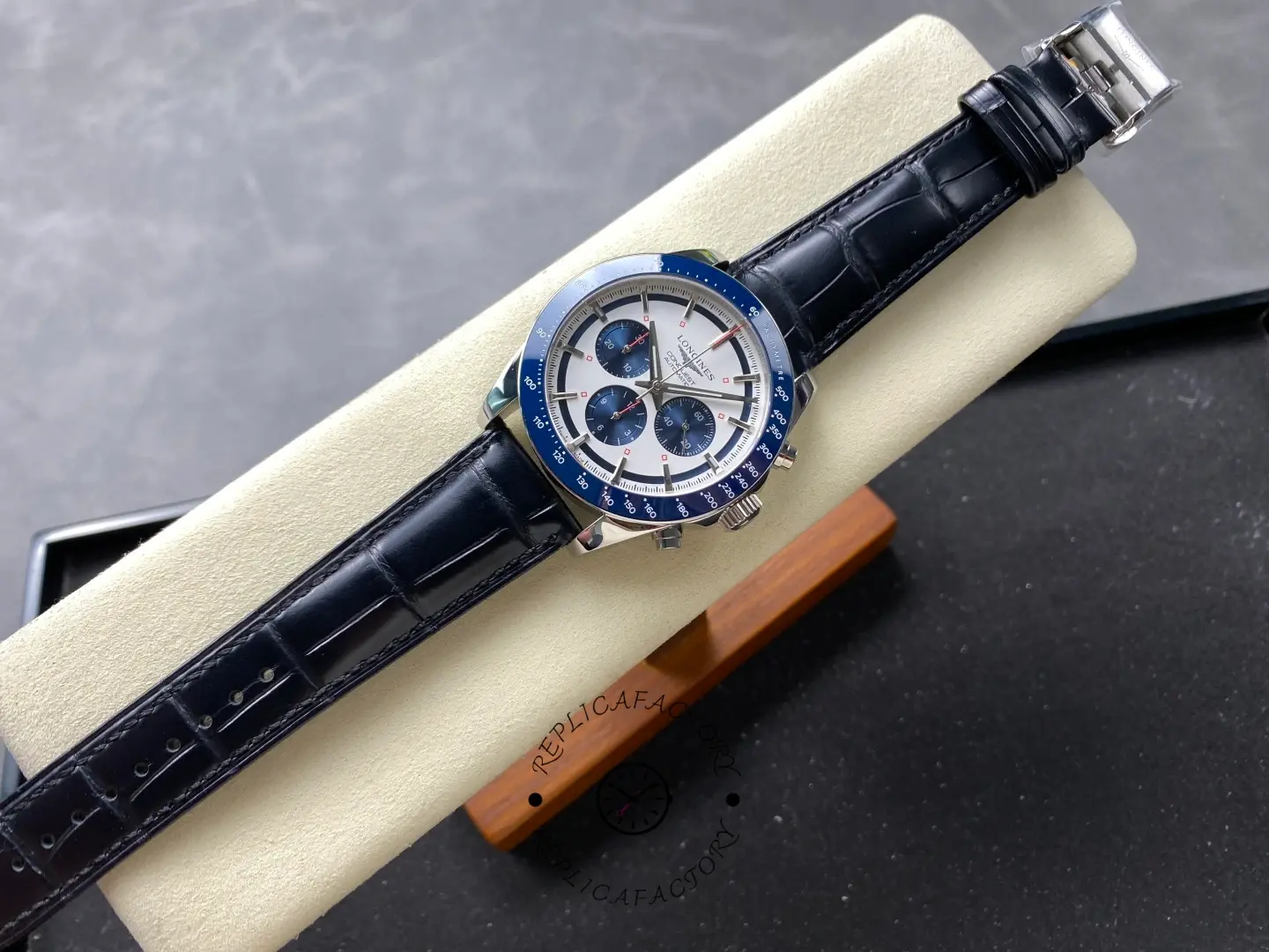 ArtsLuxury | Luxury Boutique