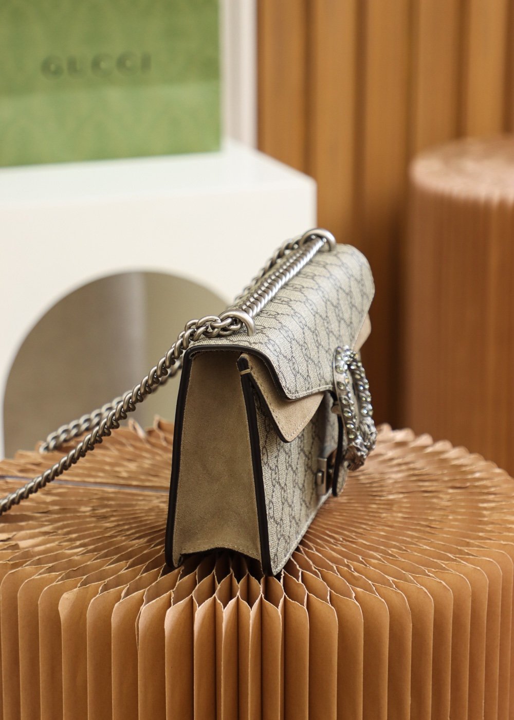 ArtsLuxury | Luxury Boutique