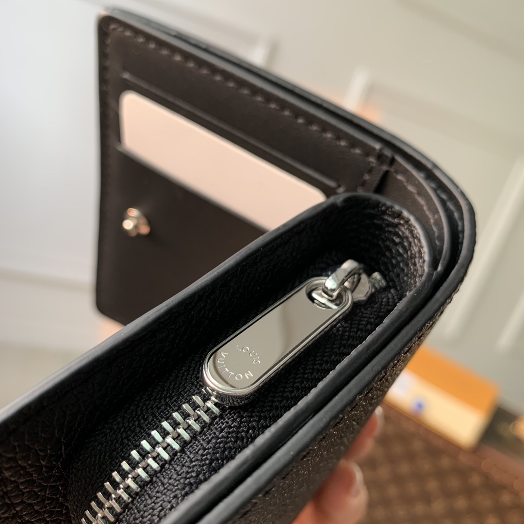 ArtsLuxury | Luxury Boutique