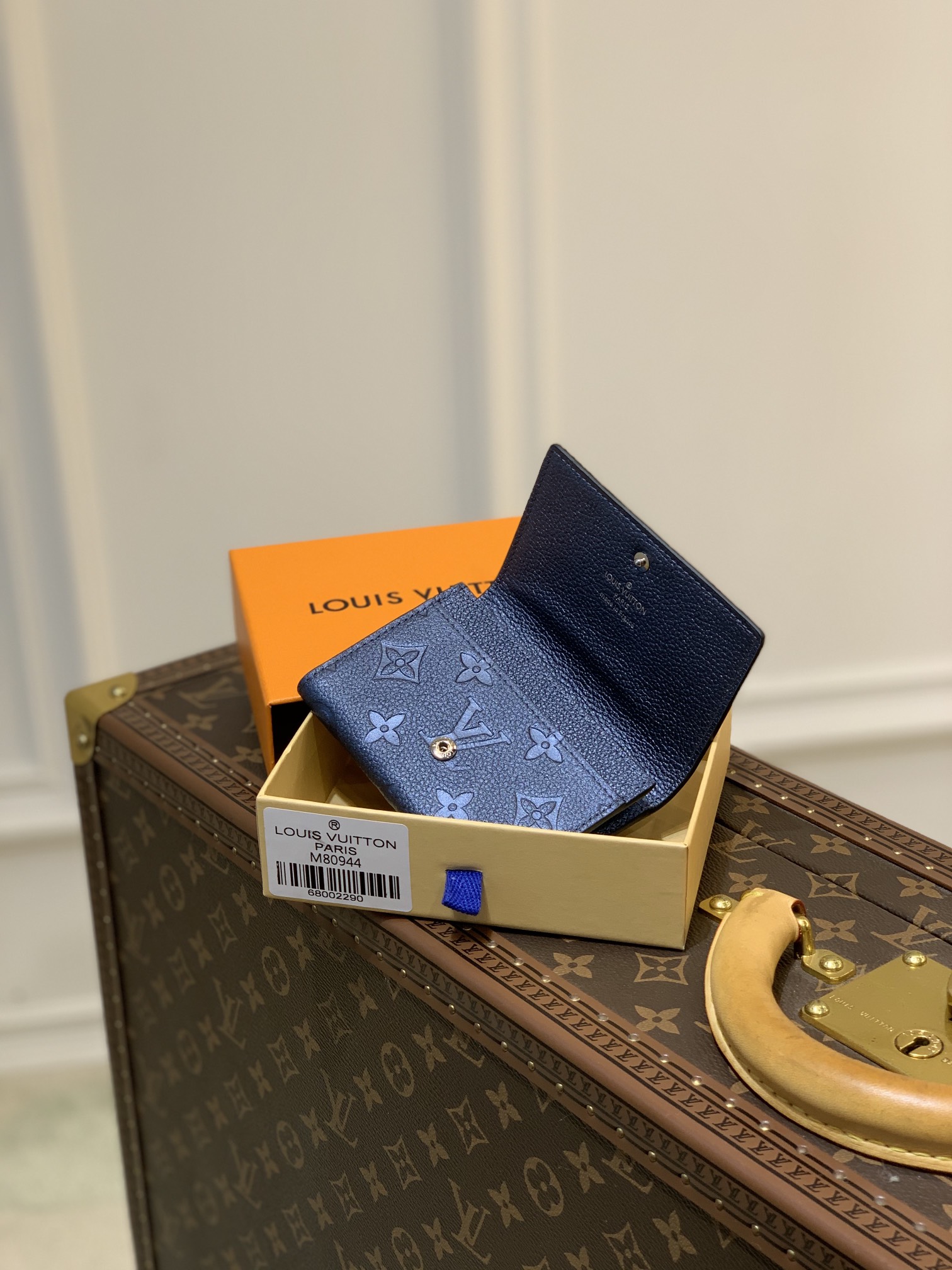 ArtsLuxury | Luxury Boutique