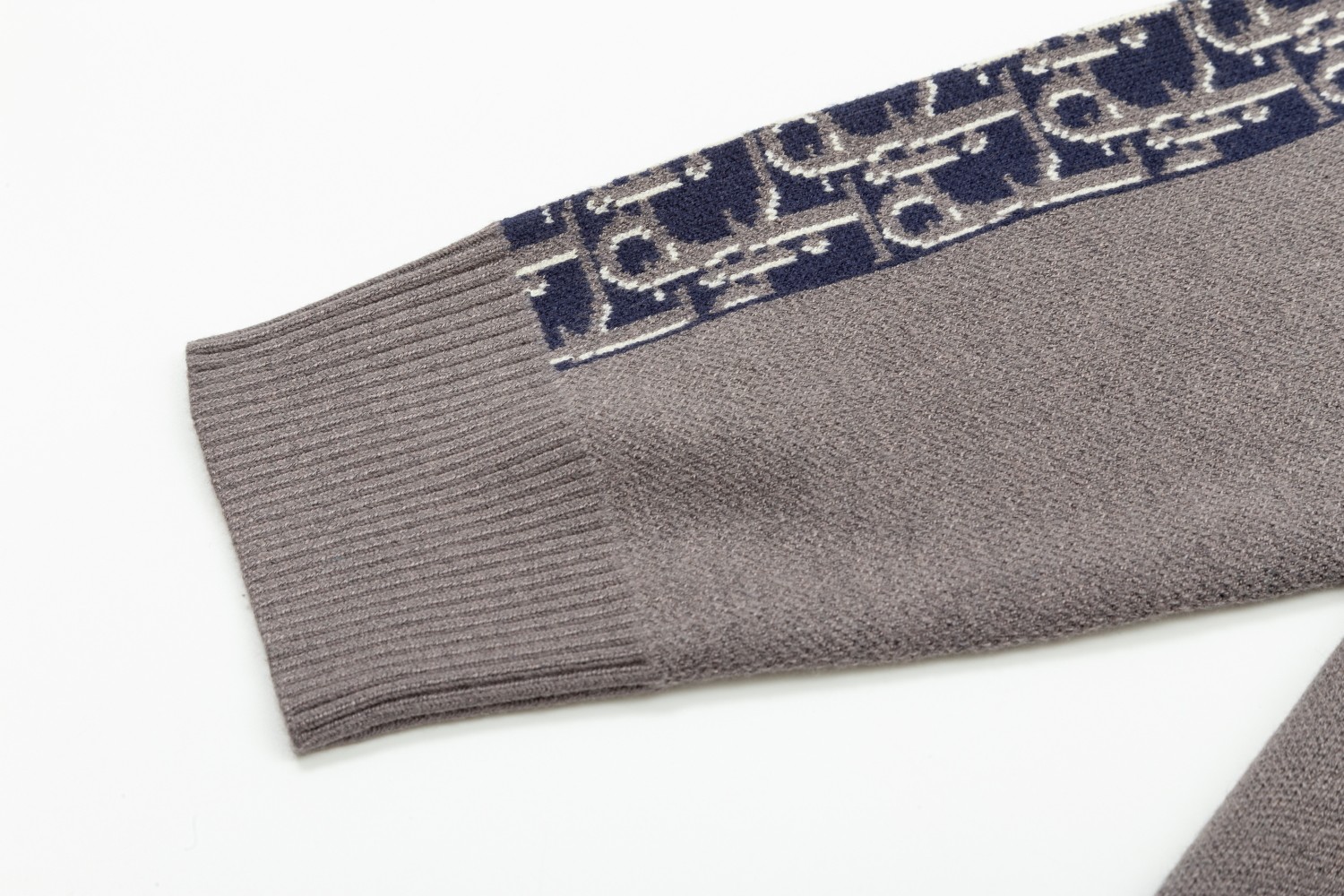 ArtsLuxury | Luxury Boutique