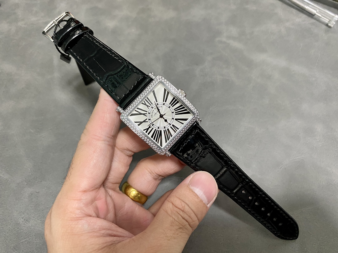 ArtsLuxury | Luxury Boutique