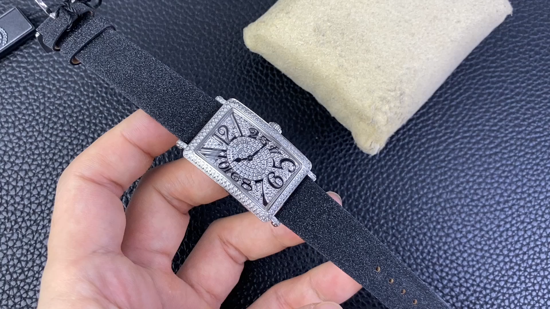 ArtsLuxury | Luxury Boutique