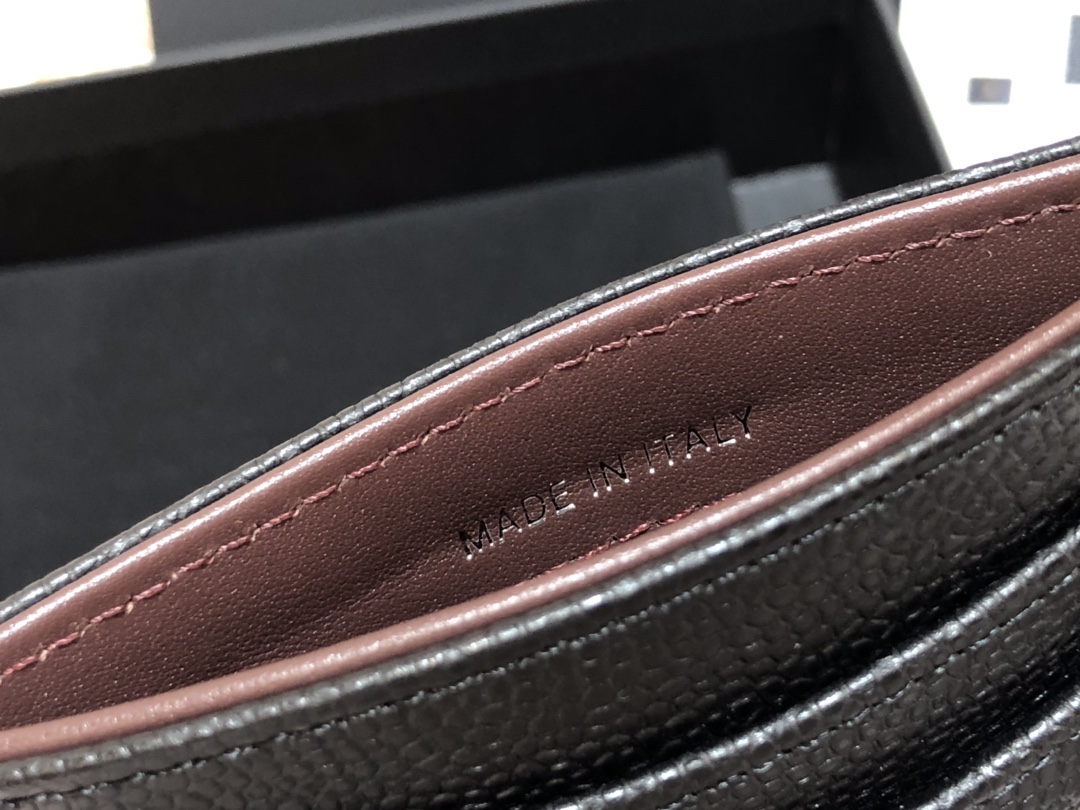 ArtsLuxury | Luxury Boutique