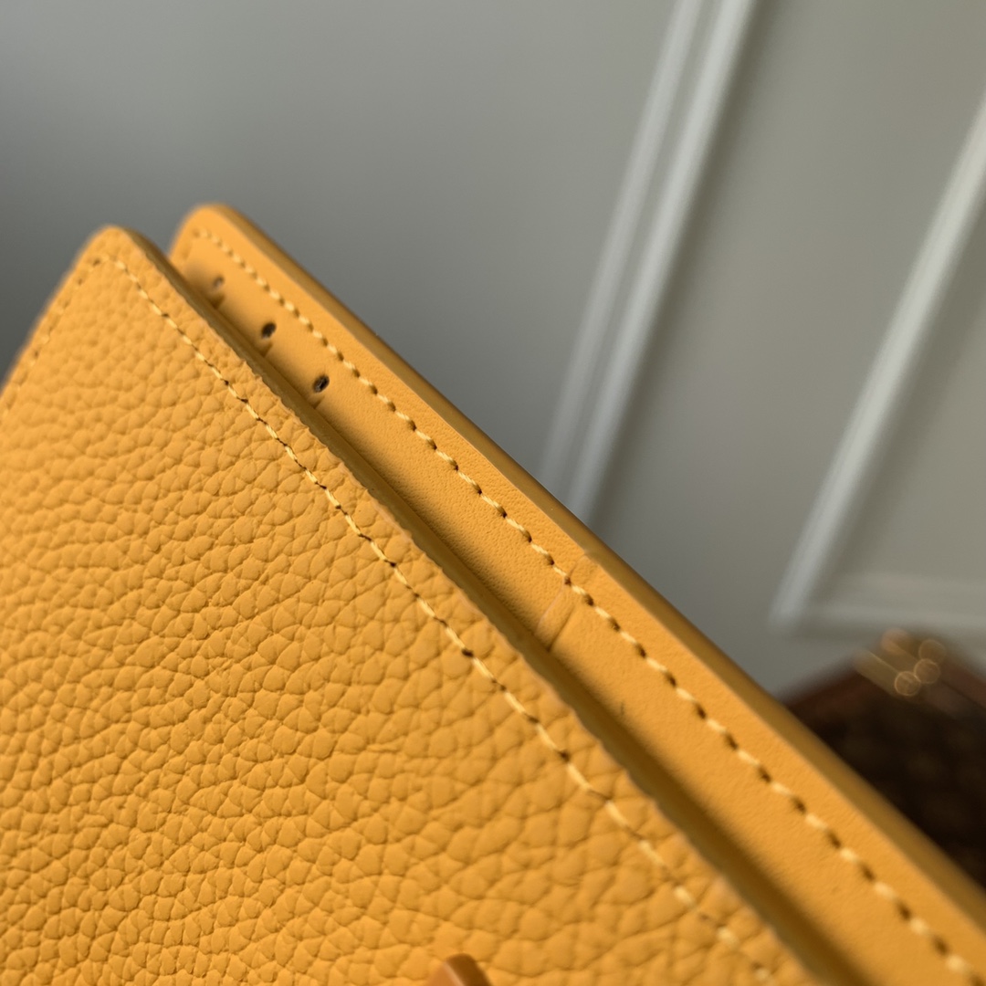 ArtsLuxury | Luxury Boutique