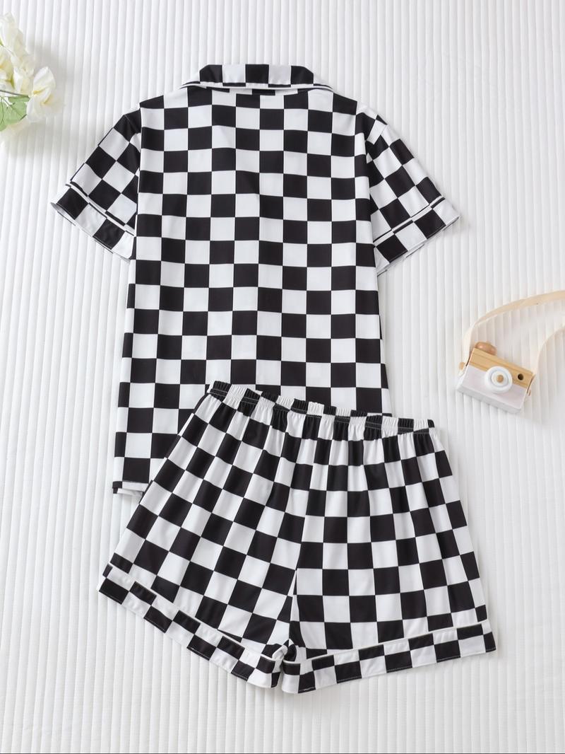 Women's Checkerboard Print Lapel Neck Pajama, Casual Comfy Short Sleeve Button Front Chest Pocket Design Top & Elastic Waist Shorts PJ Set, Ladies Summer Sleepwear