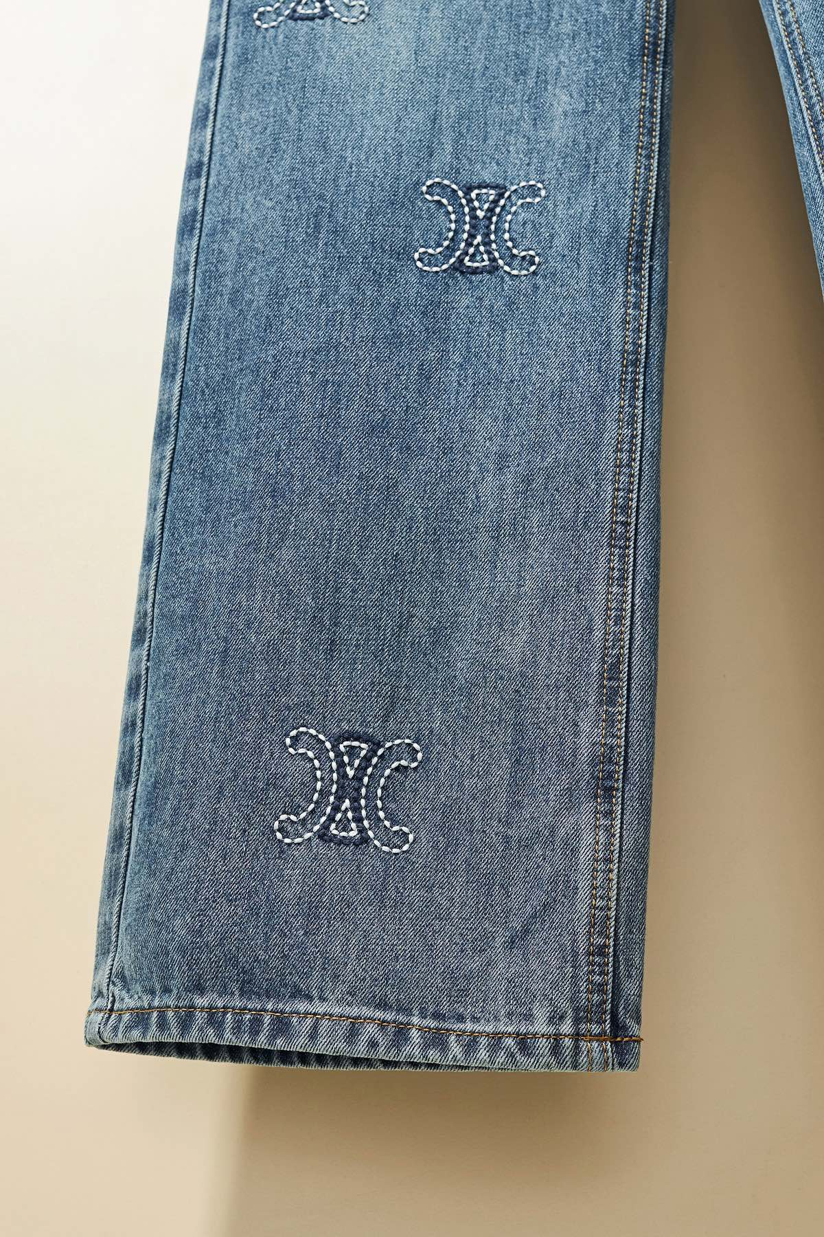 ArtsLuxury | Luxury Boutique