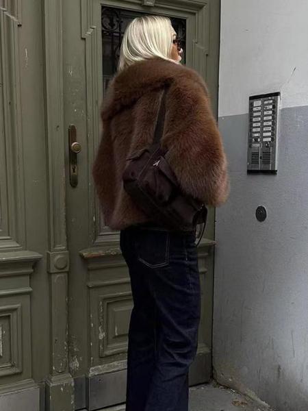 Women's Faux Fur Short Coat, Warm Loose Fit Winter Jacket, High-End Look, New Trendy Design, Perfect for Cold Weather
