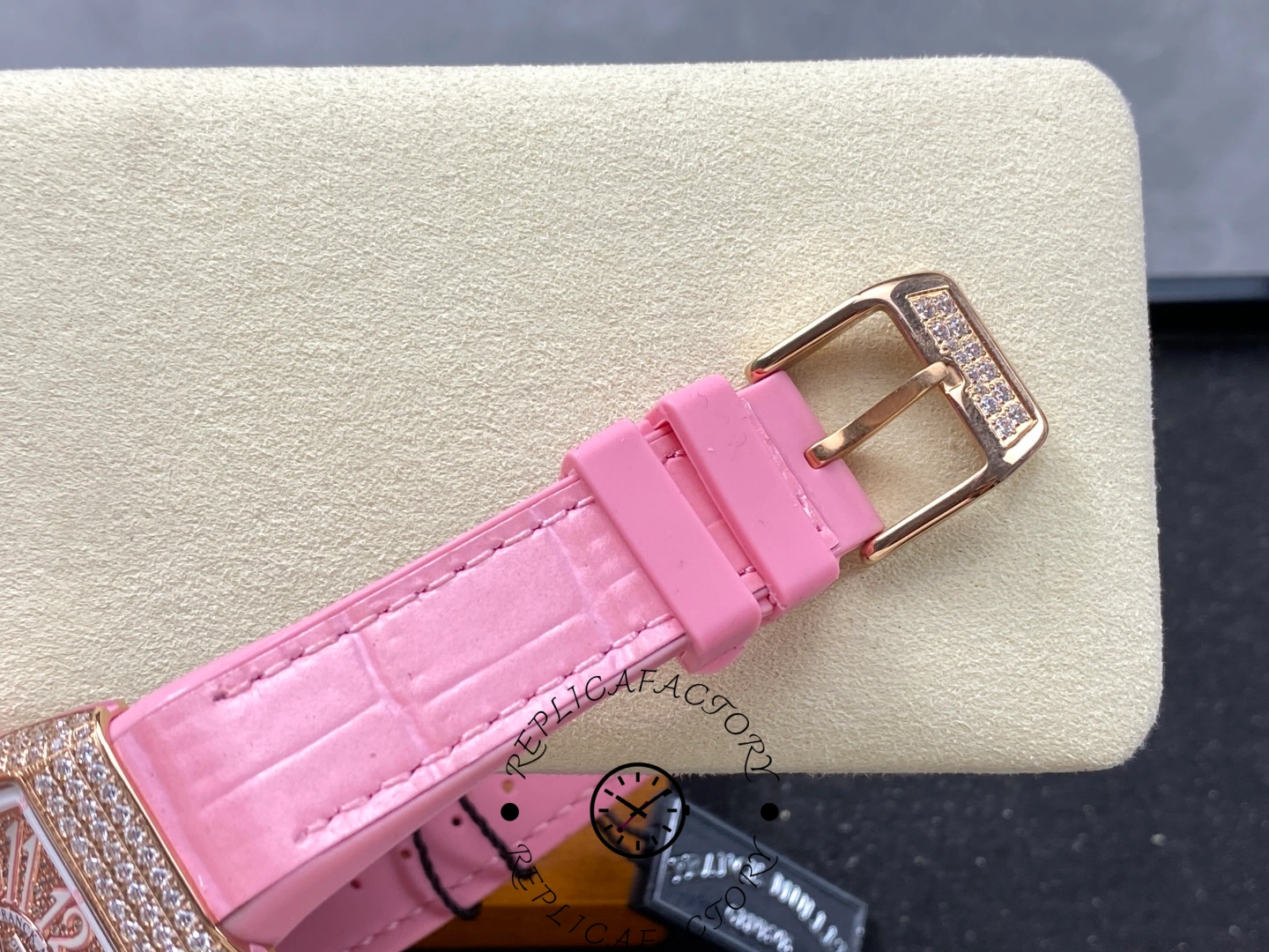 ArtsLuxury | Luxury Boutique