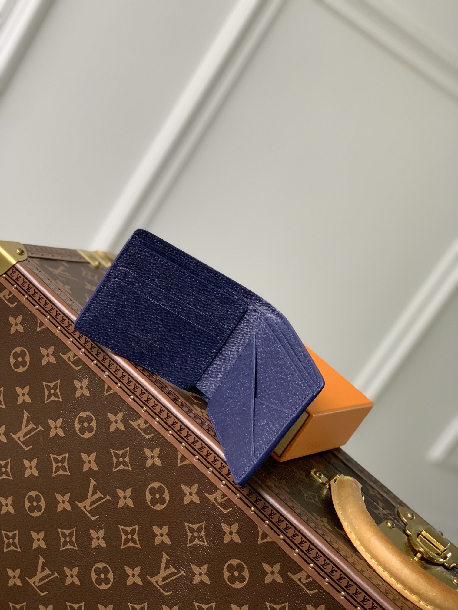 ArtsLuxury | Luxury Boutique