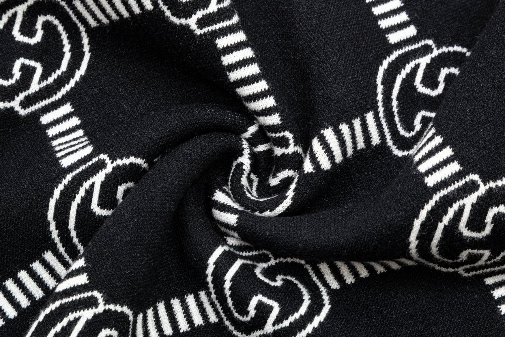 ArtsLuxury | Luxury Boutique