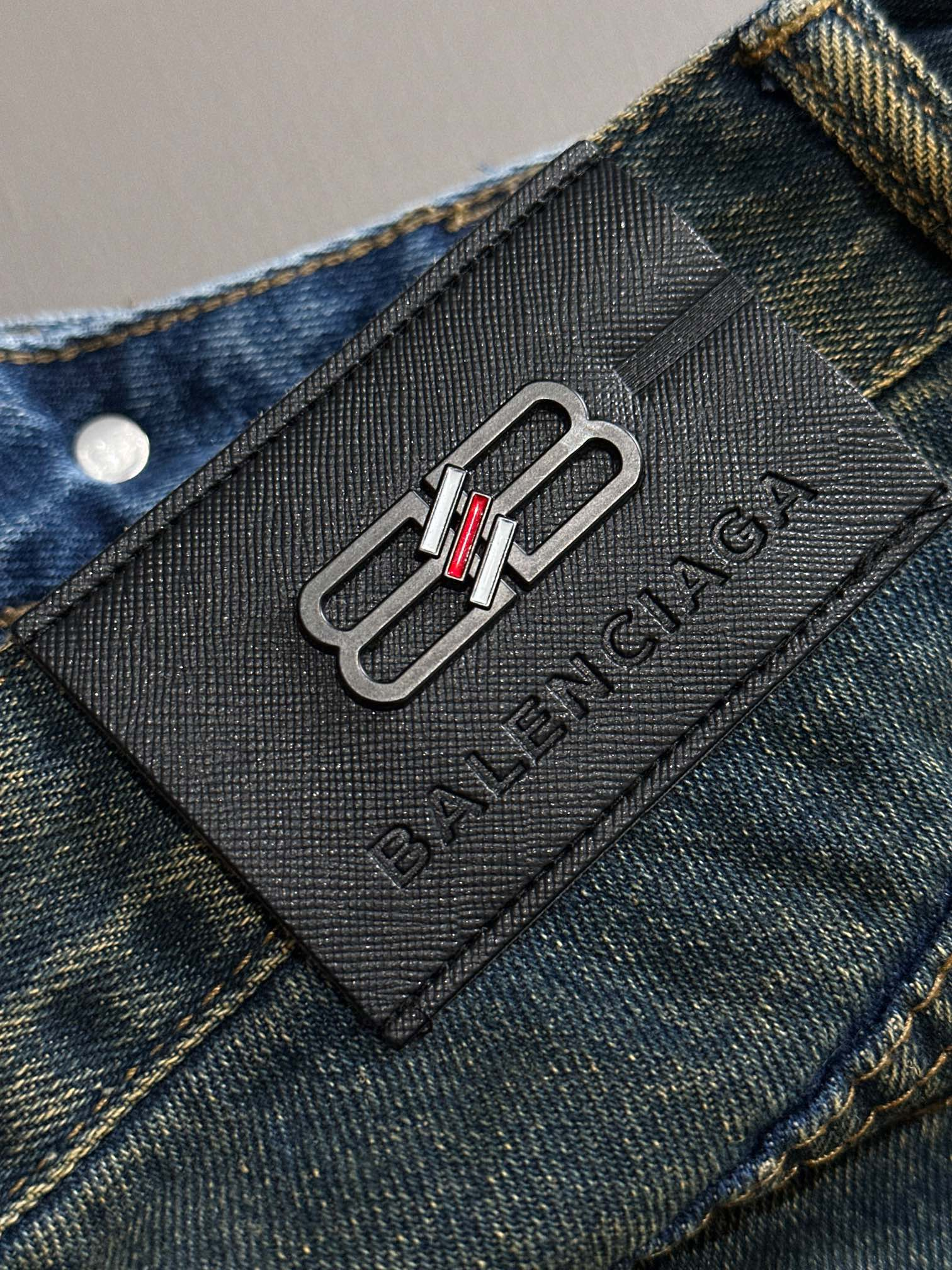 ArtsLuxury | Luxury Boutique