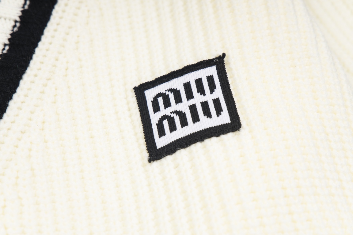 ArtsLuxury | Luxury Boutique