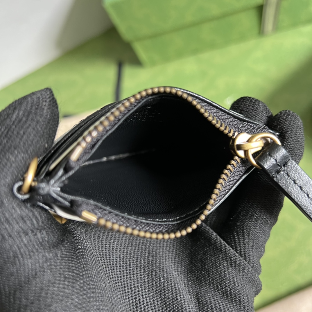 ArtsLuxury | Luxury Boutique