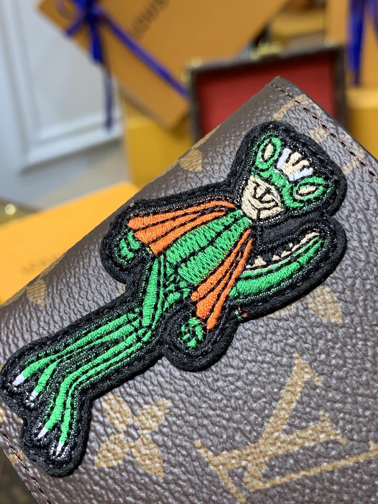 ArtsLuxury | Luxury Boutique