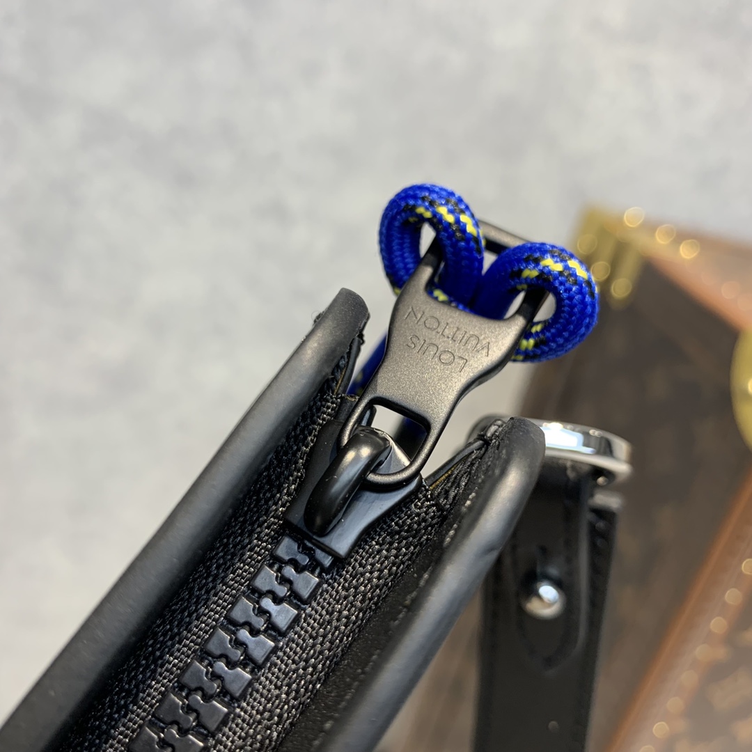 ArtsLuxury | Luxury Boutique