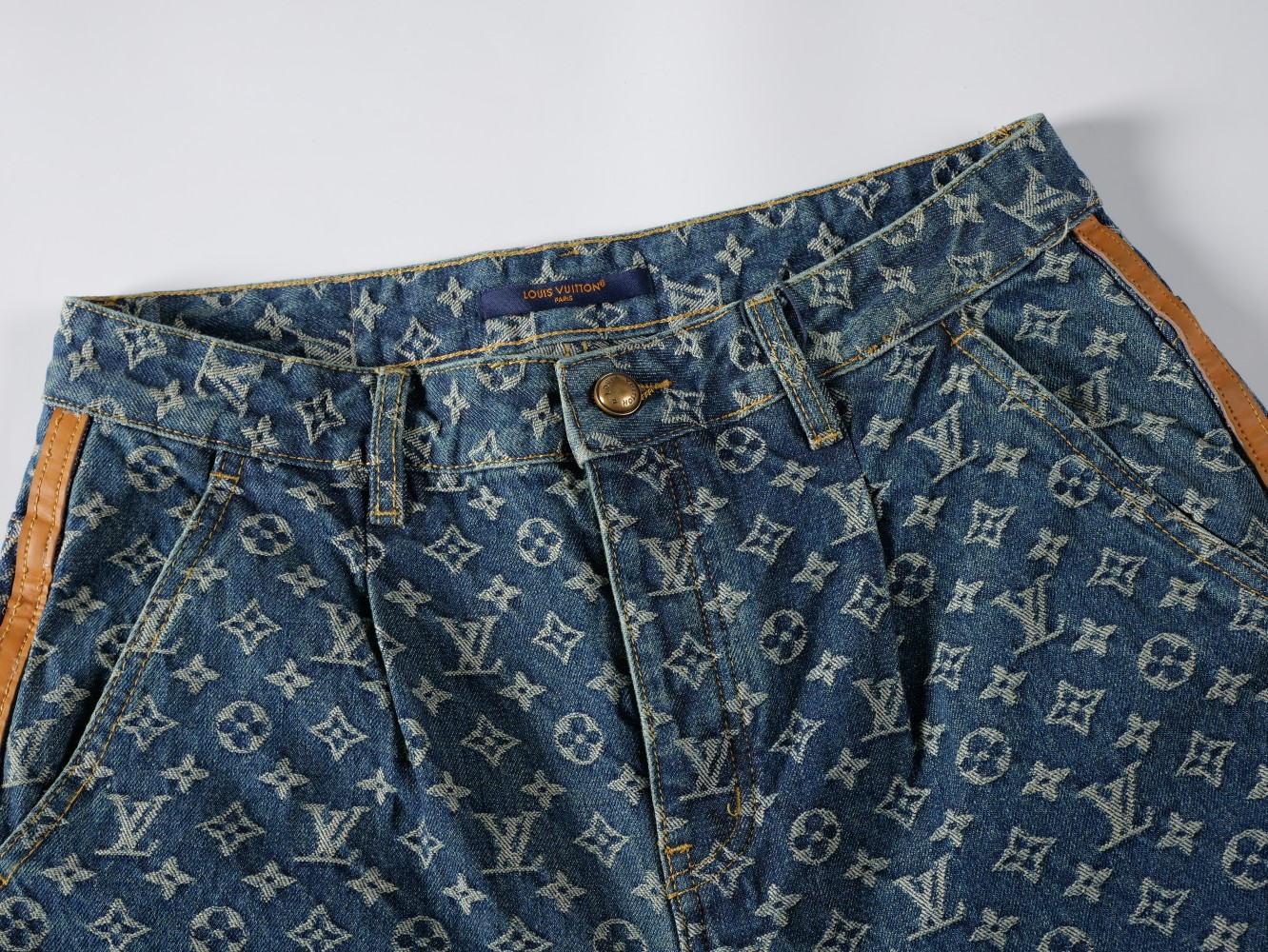 ArtsLuxury | Luxury Boutique