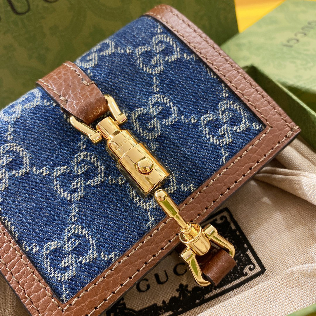 ArtsLuxury | Luxury Boutique