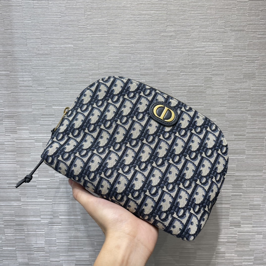 ArtsLuxury | Luxury Boutique